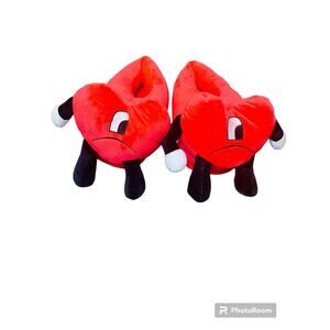 Brand New Bad bunny Slippers House Shoes Size 7-9 Hearts Smiley Face